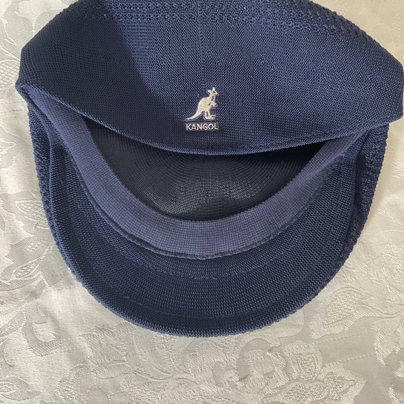 Vintage Kangol Tropic 504 Ventair Flat Cap made in England size Medium Navy Blue - Picture 6 of 8